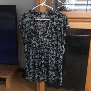 Ladies scull blouse